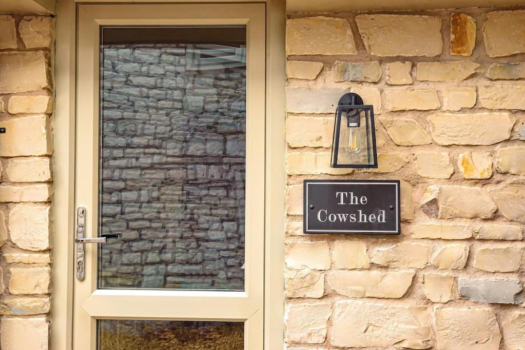 The Cowshed Apartment Farmborough Exterior photo